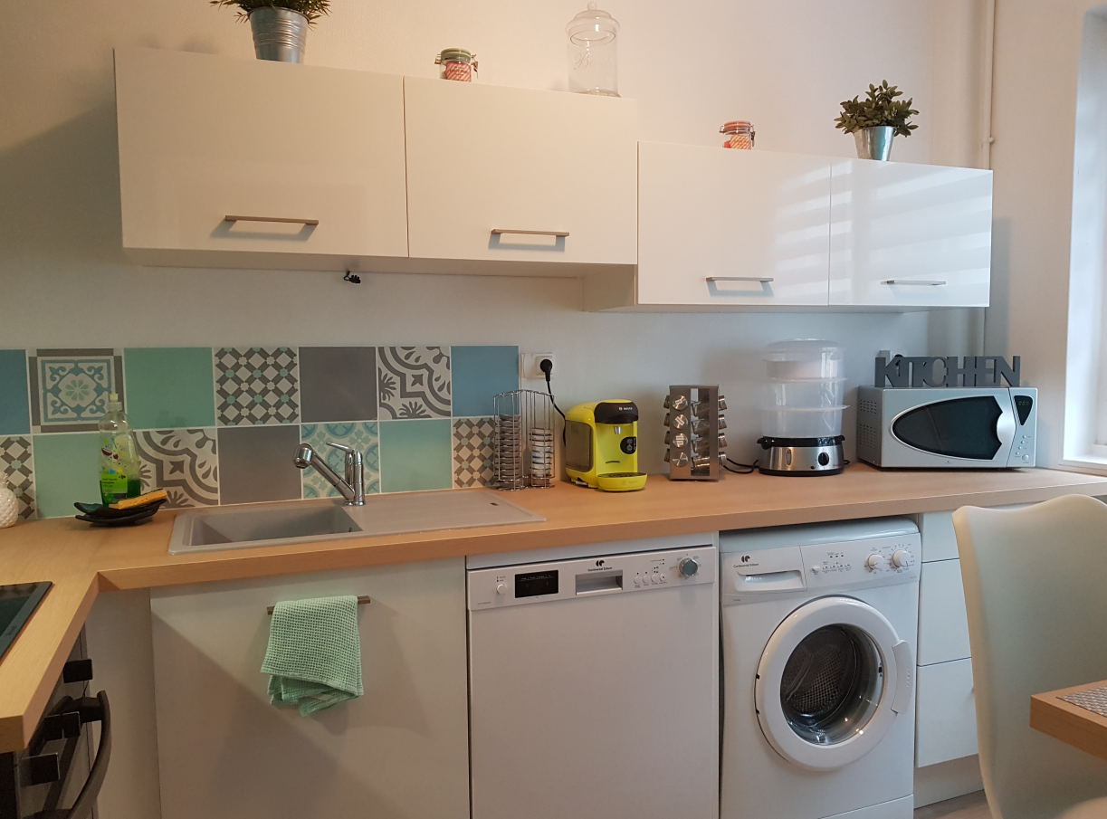 une-cuisine-moderne-et-fonctionnelle-une-cuisine-equipee-par-socooc-caen