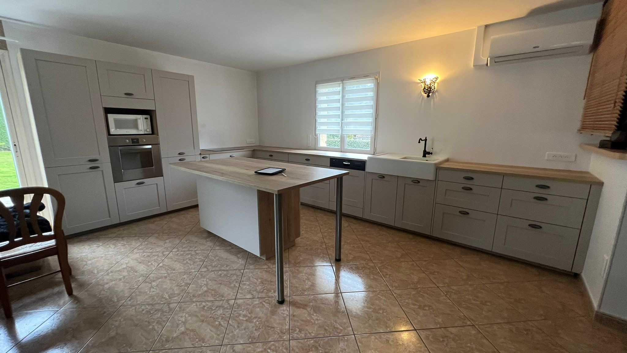 605e4610-0b62-4bc6-a3ef-f13def869698