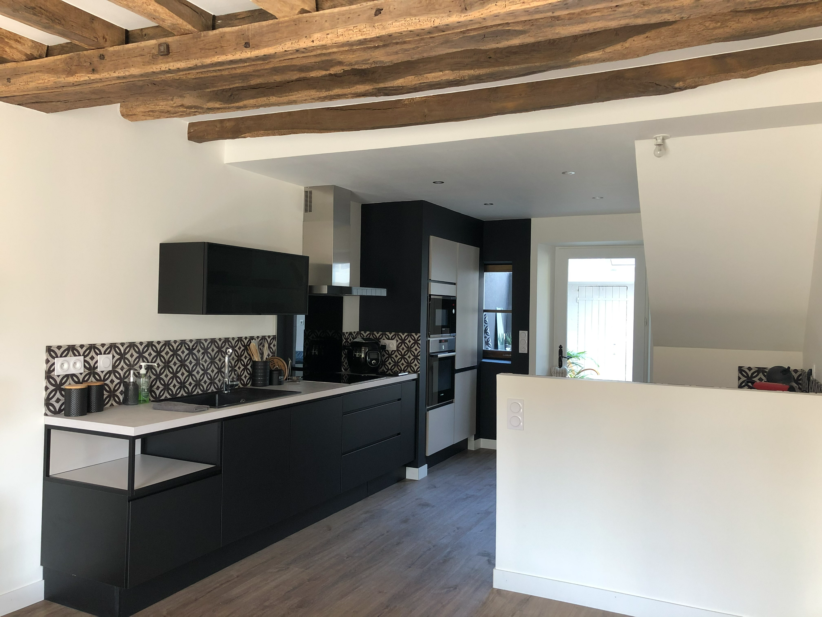 6522C178-A923-4E41-867B-5C629957BB24