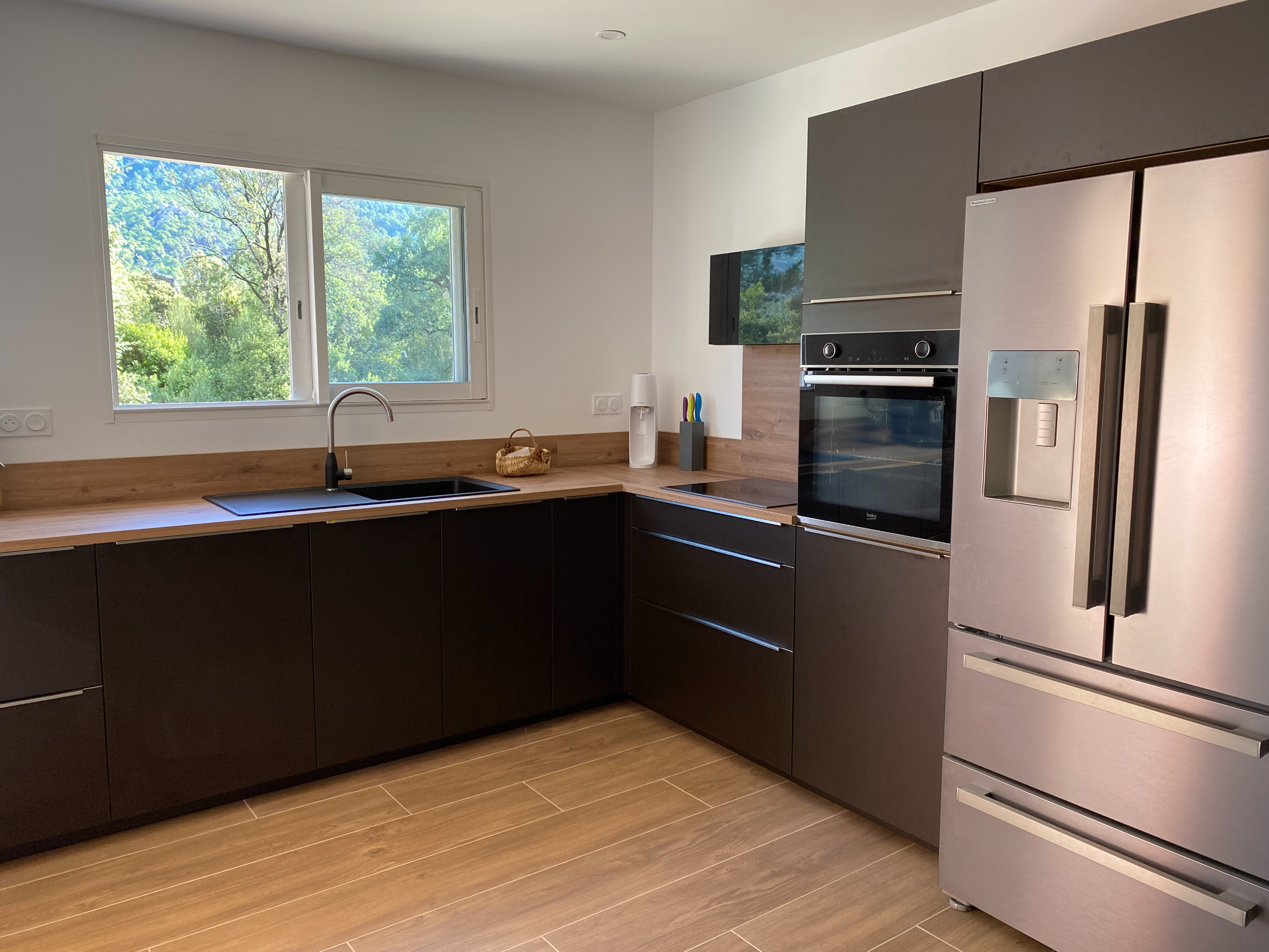 671924F4-BDAB-45AB-A912-FF1075576A78