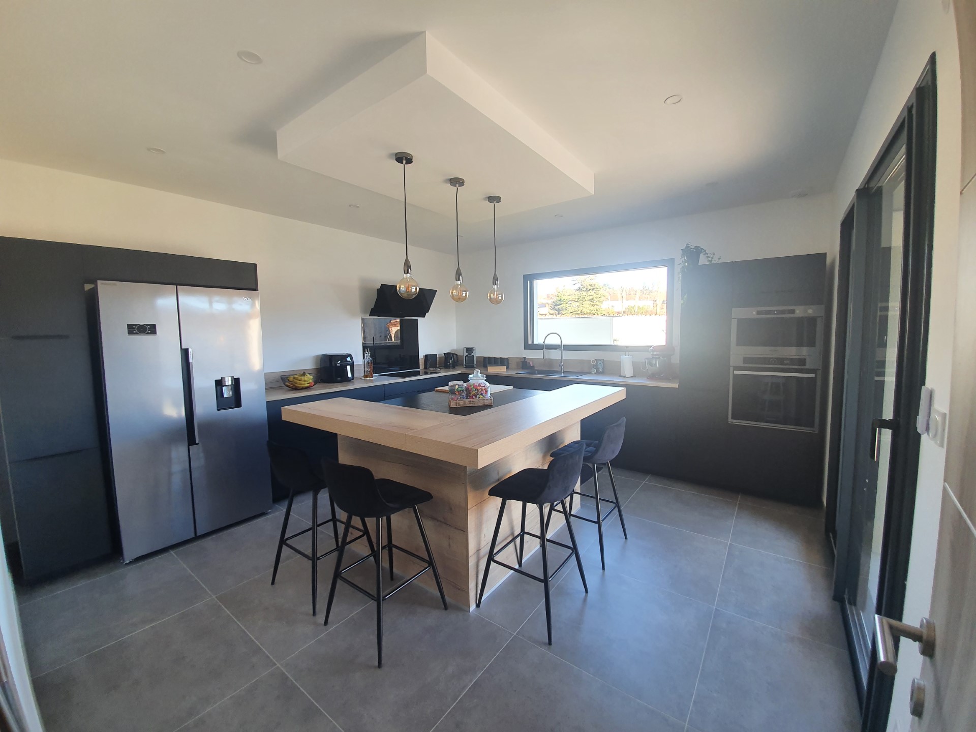 thumbnail_20231218_152803