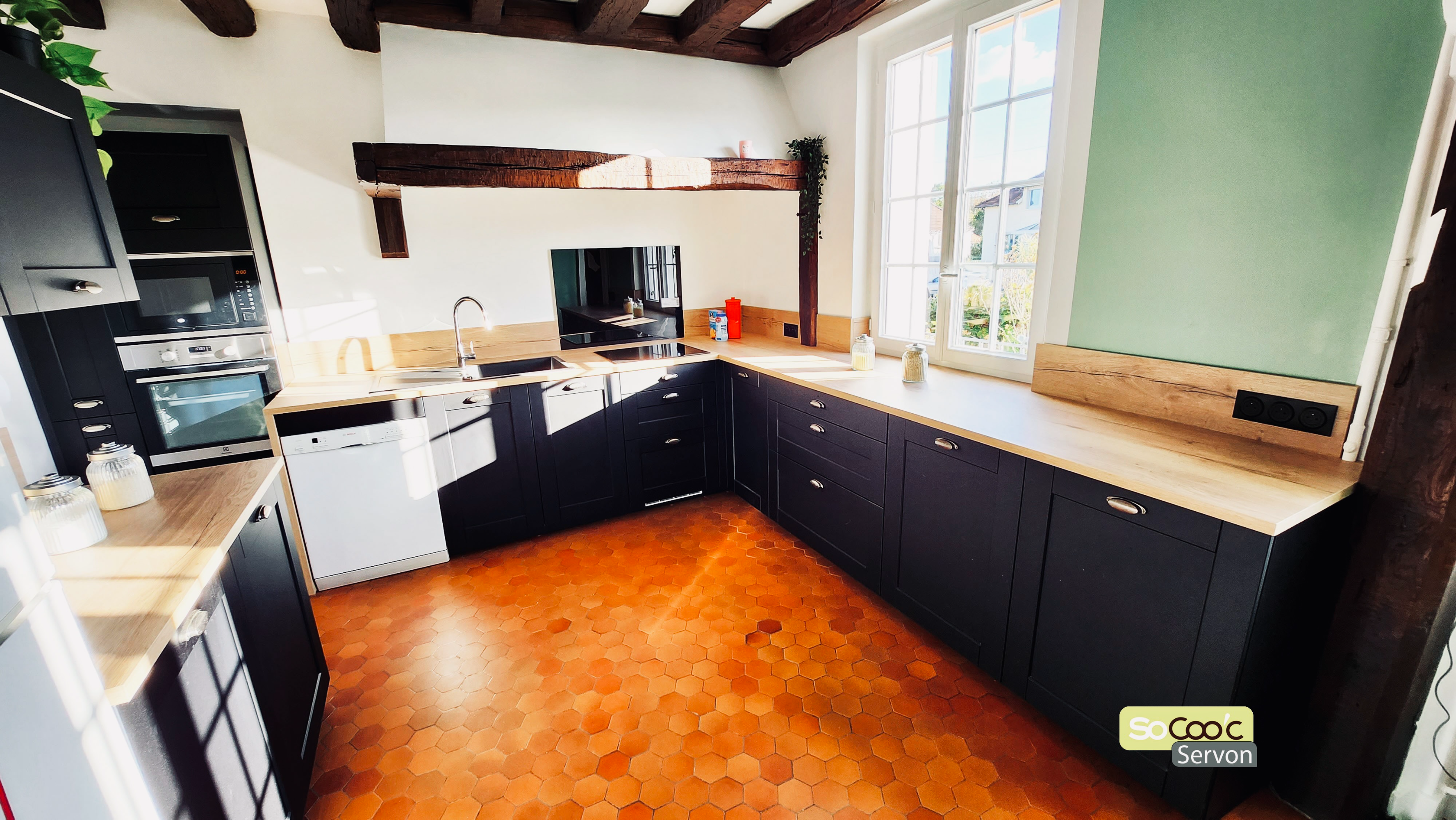 6798%20copie%20%28Logo%29_0