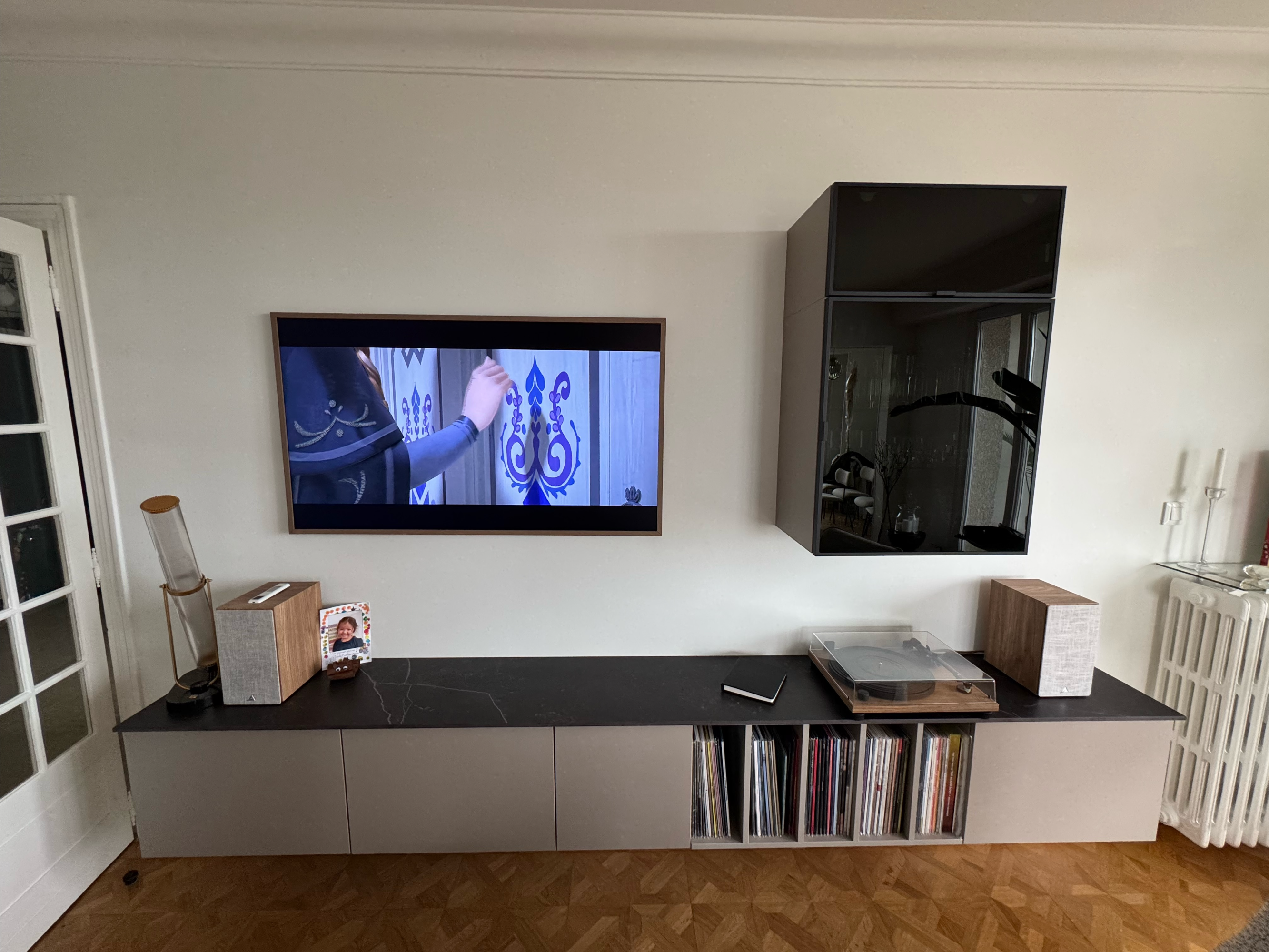 Salon%201%20image0%20%2817%29