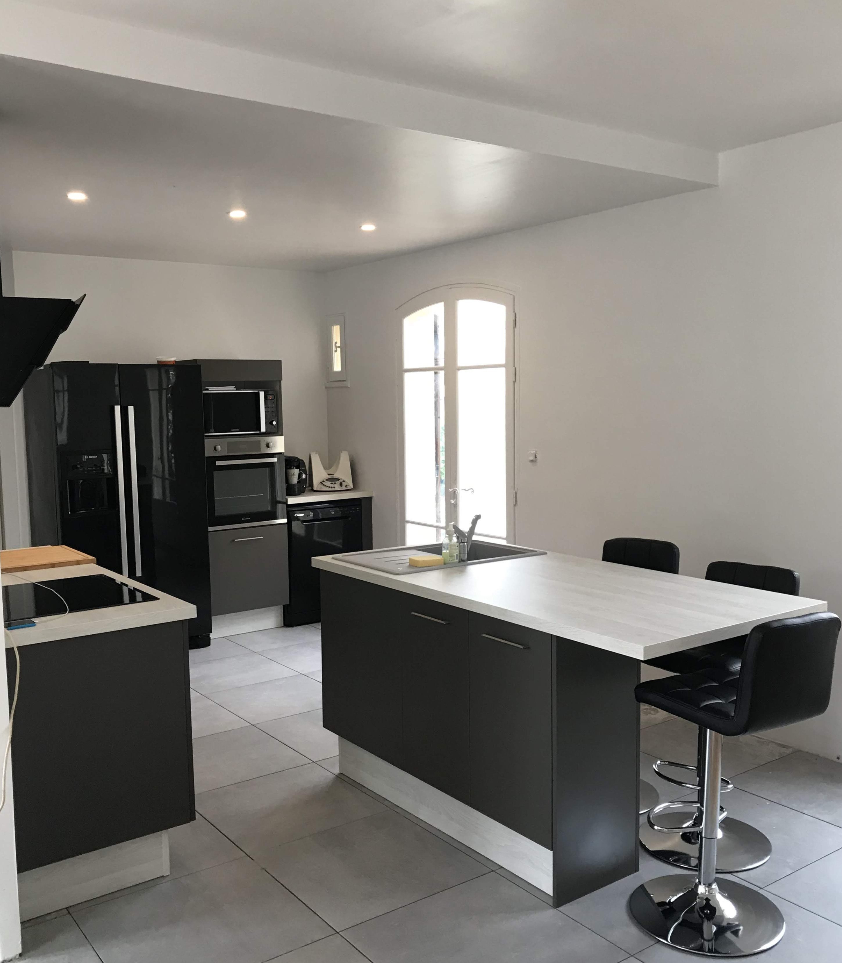 cuisine-americaine-une-cuisine-equipee-par-socooc-bordeaux-merignac-1