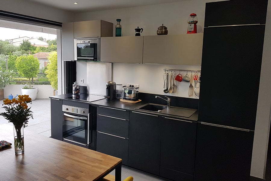 socooc-cuisines-%C3%A9quip%C3%A9es-reportage-client-inspiration-antibes-1_0