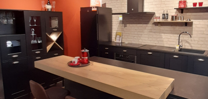 bandeau_magasin_droit-CADRE%20NOIR