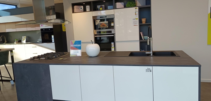 bandeau_magasin_droit-IMG_20251006_172331