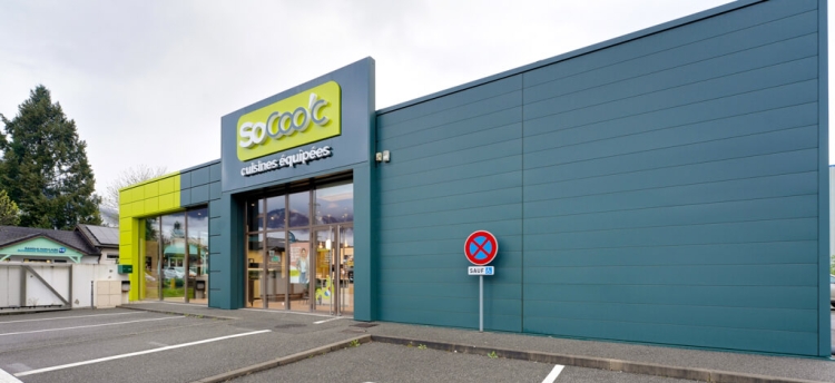 bandeau_magasin_gauche-socooc-cuisines-equipees-albertville-fa%C3%A7ade_0 bandeau_magasin_gauche-socooc-cuisines-equipees-albertville-fa%C3%A7ade_0