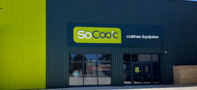 bandeau_magasin_gauche-socooc-cuisine-equipee-facade-bayonne