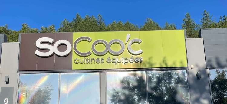 bandeau_magasin_gauche-socooc-cuisines-equipees-cahors-fa%C3%A7ade