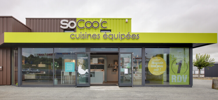 bandeau_magasin_gauche-socooc-cuisines-%C3%A9quip%C3%A9es-royan-facade