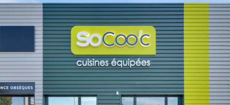 bandeau_magasin_gauche-socooc-cuisines-equipees-clisson-fa%C3%A7ade