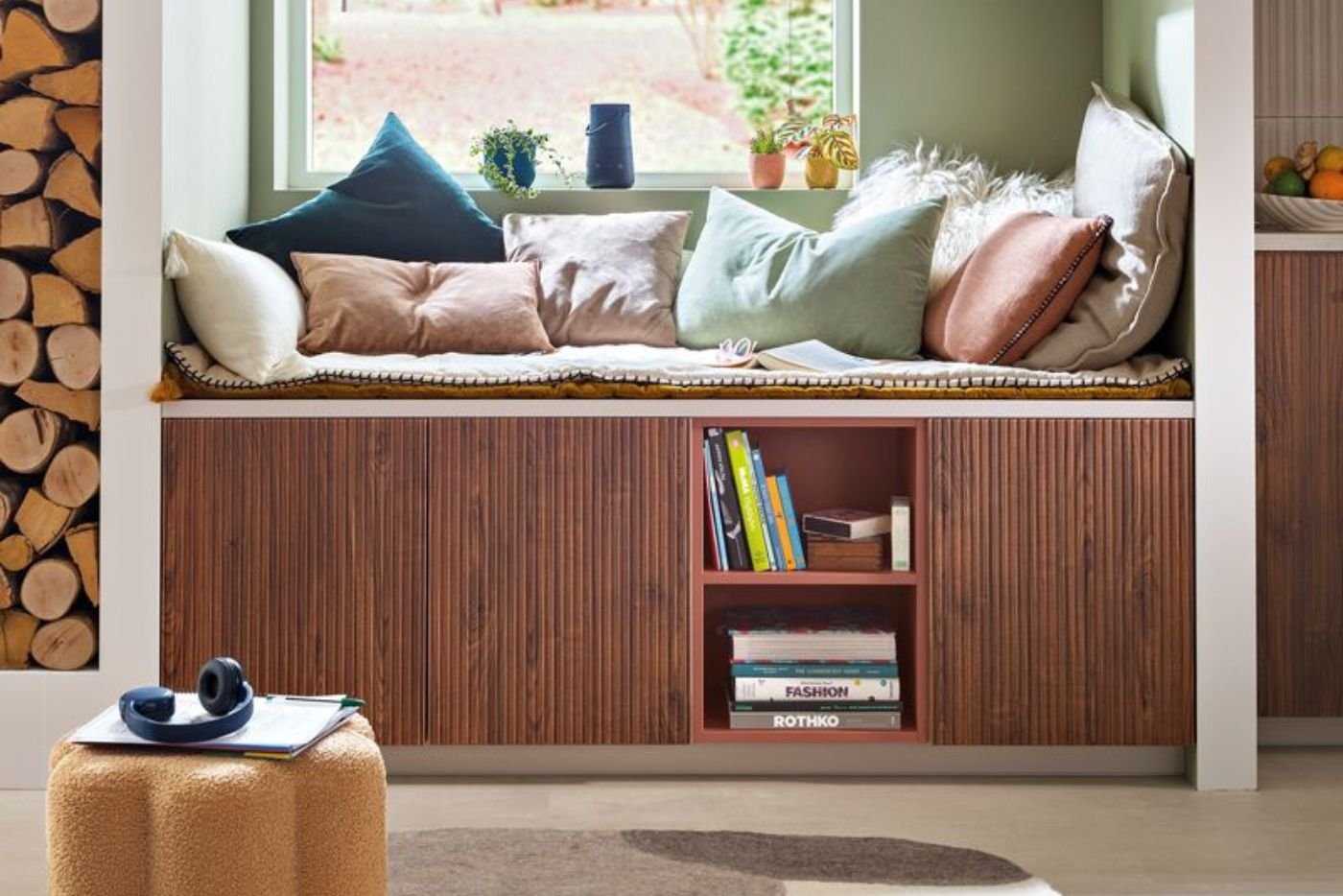 Une%20cuisine%20avec%20banquette%20pour%20un%20espace%20cosy