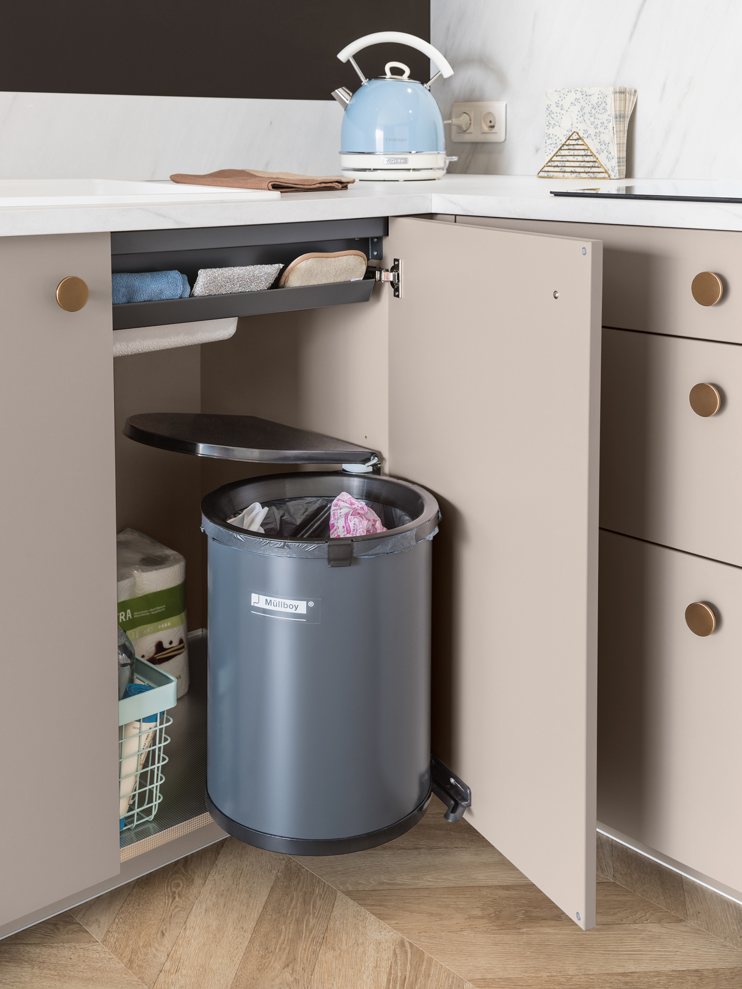 socooc-cuisines-equipees-latte-poubelle