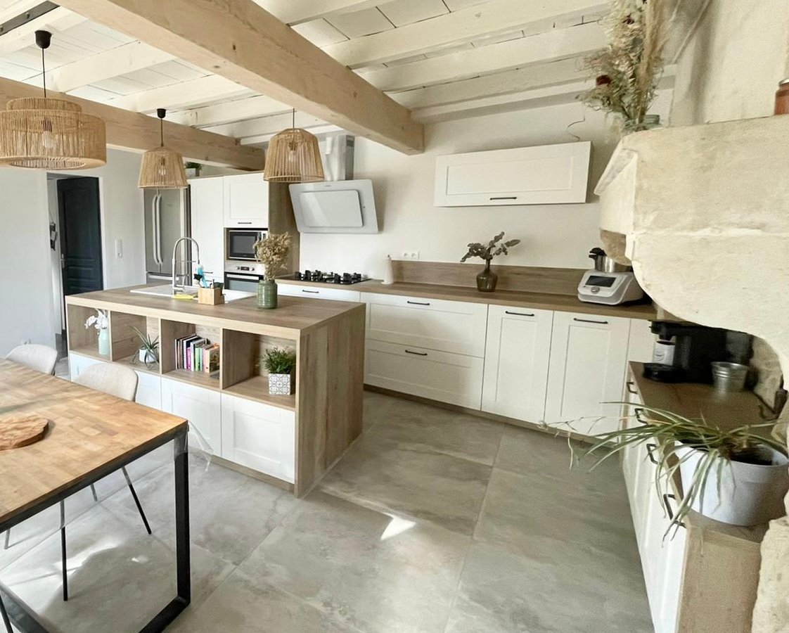 a44861a6-2de9-4d2f-9e79-ca85be3af802