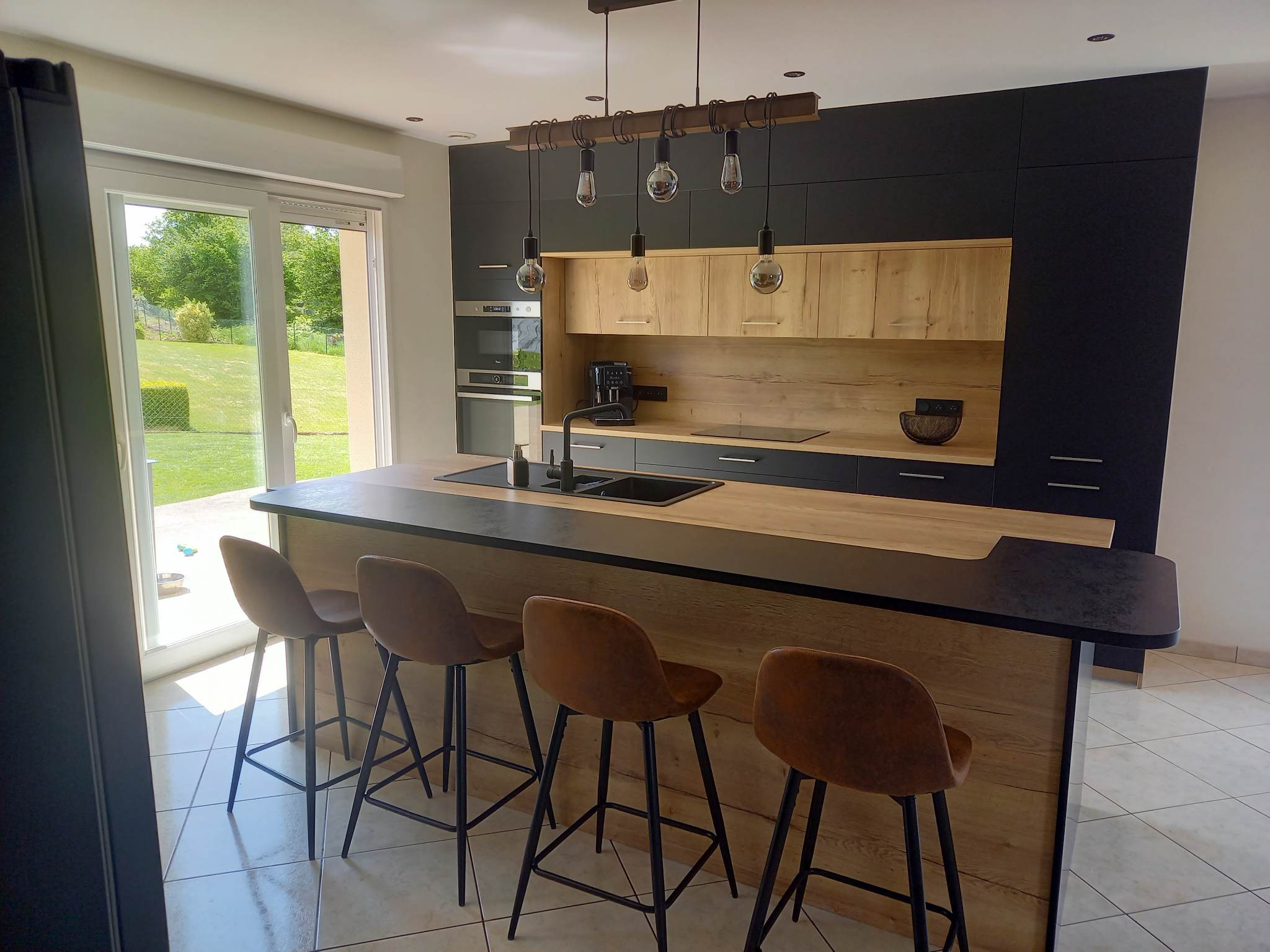 349073244_1678313072620130_8135899510859165170_n