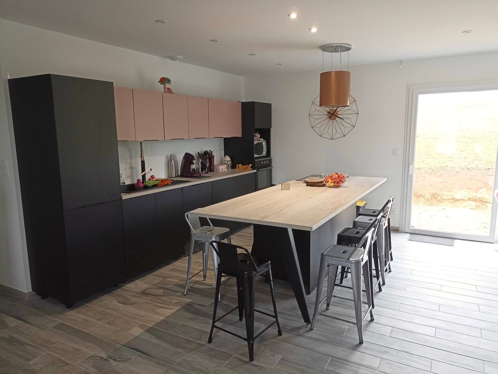 Noir%20mat%20rose%20pastel%20mat%20ch%C3%AAne%20vintage%20blanchi%20lexia%20noir