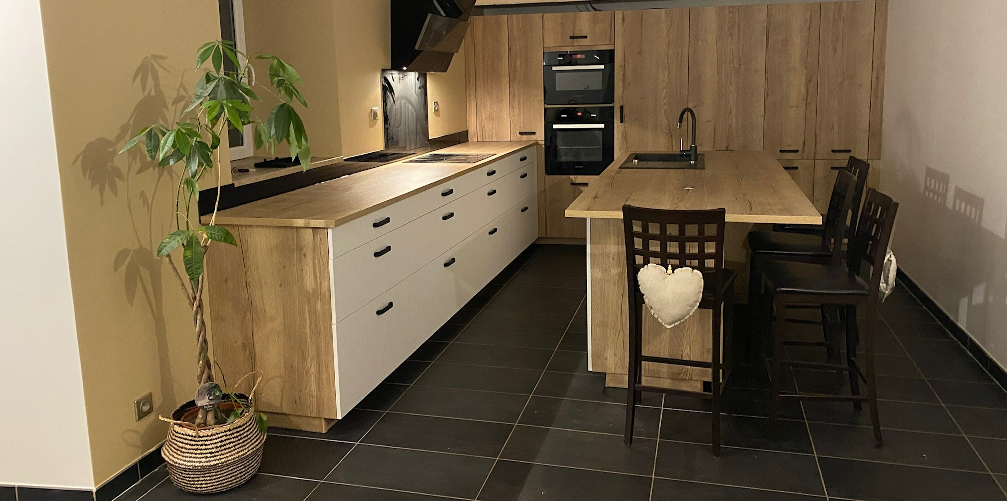 Vintage%2C%20blanc%20coconut%2C%20kimi%20noir%201_0