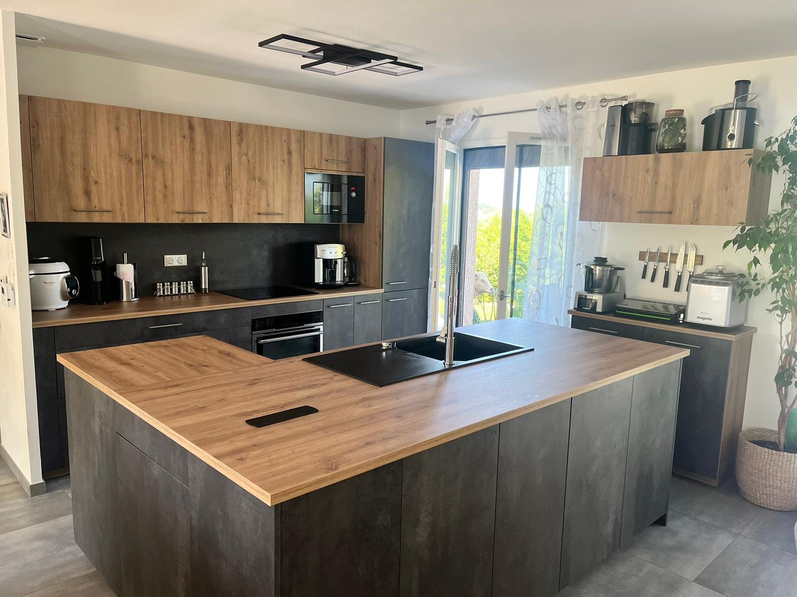 Cimento%20anthracite%20Luni%20Ch%C3%AAne%20cosy%201