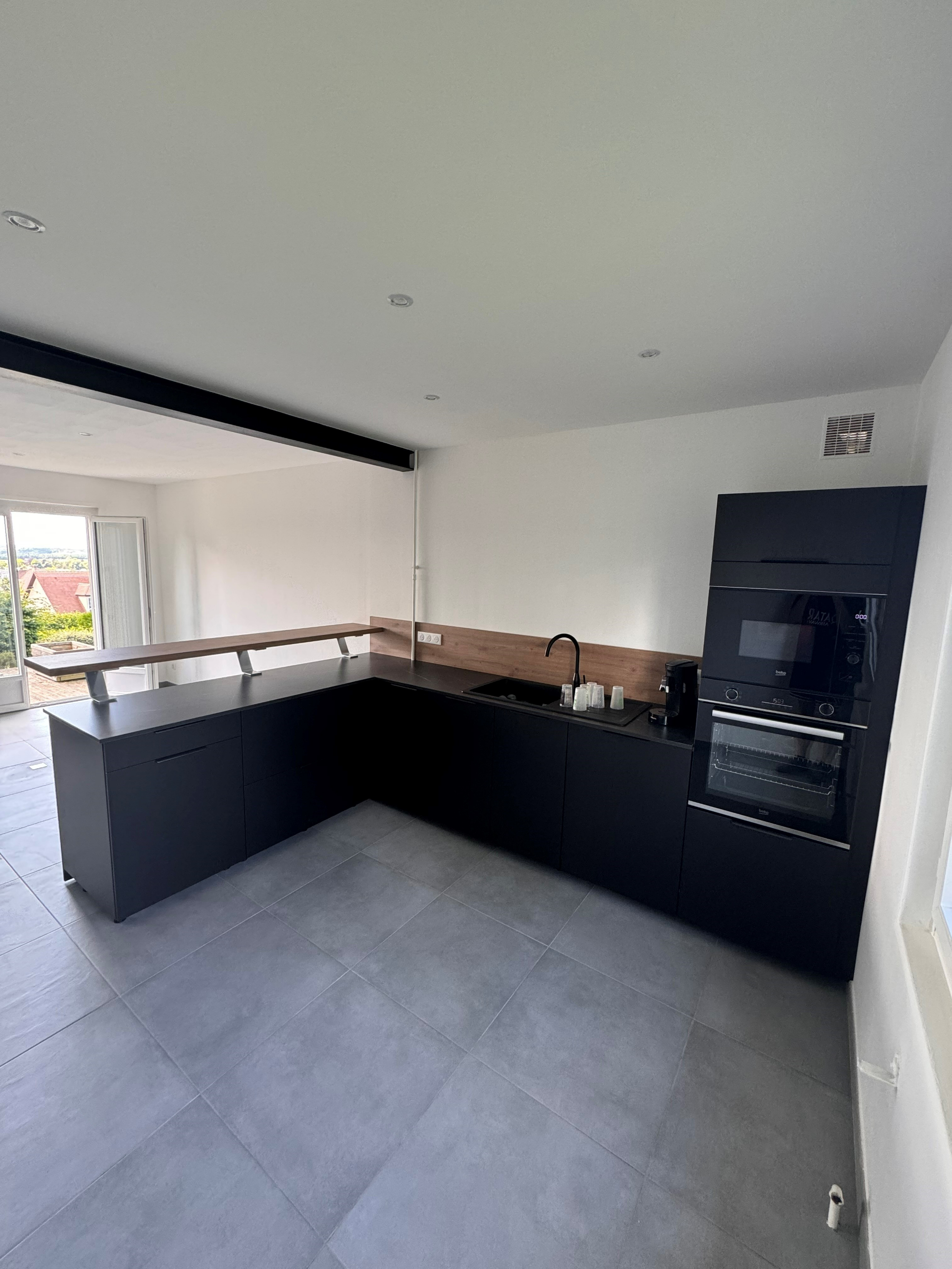 DABONOT%20-%20Photo%201