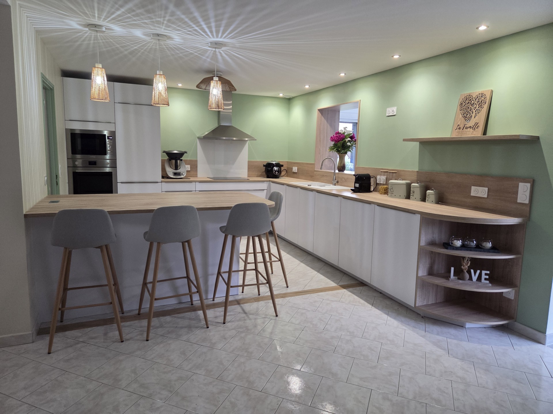 thumbnail_1000002933