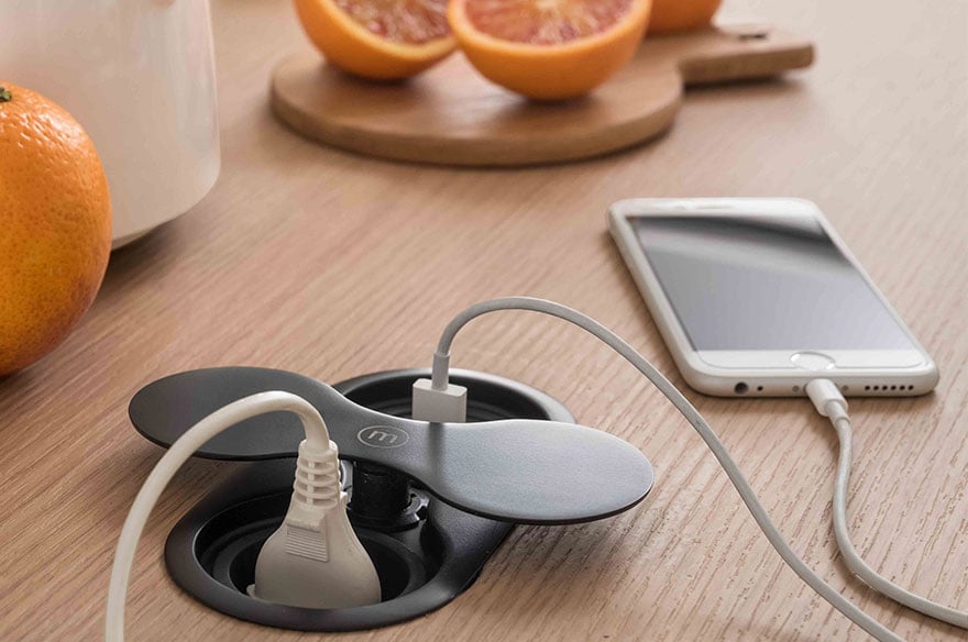 accessoires-cuisine-prise-integre-plan-de-travail