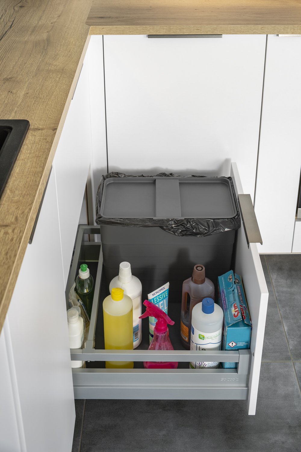 SoCooc-cuisines-%C3%A9quip%C3%A9es-amenagements-ESC25L_0