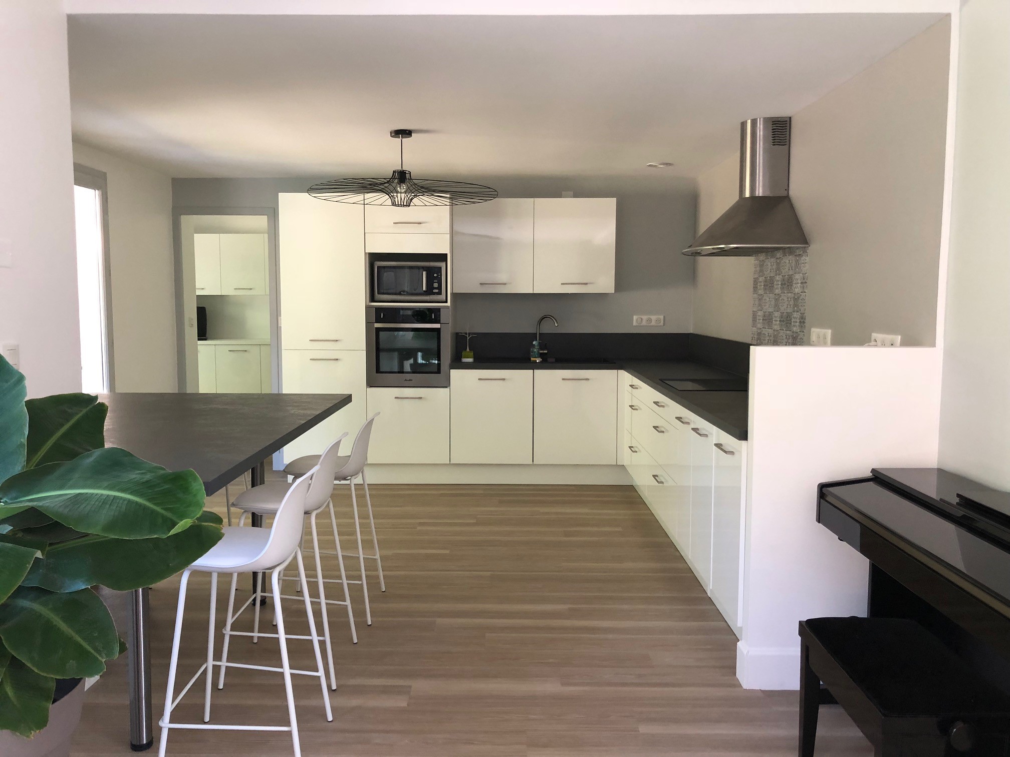 comme-un-poisson-dans-leau-une-cuisine-equipee-par-socooc-lyon-saint-priest