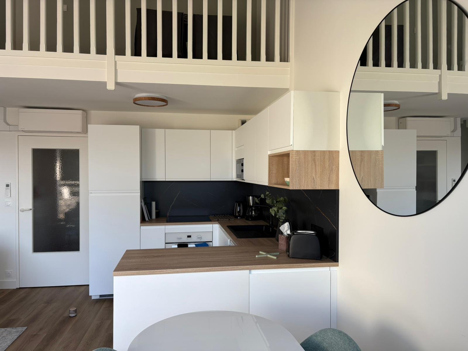 BDD29B7F-A5D9-4B3D-A170-F54B9D5192AE