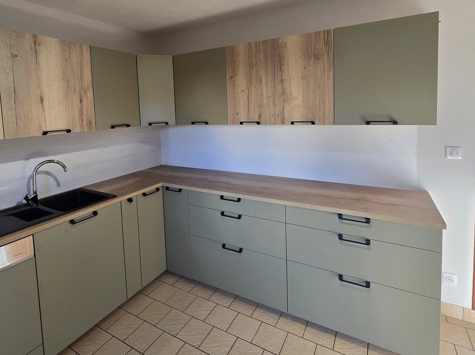 555871291_650840324743131_450372264506892383_n%20%281%29