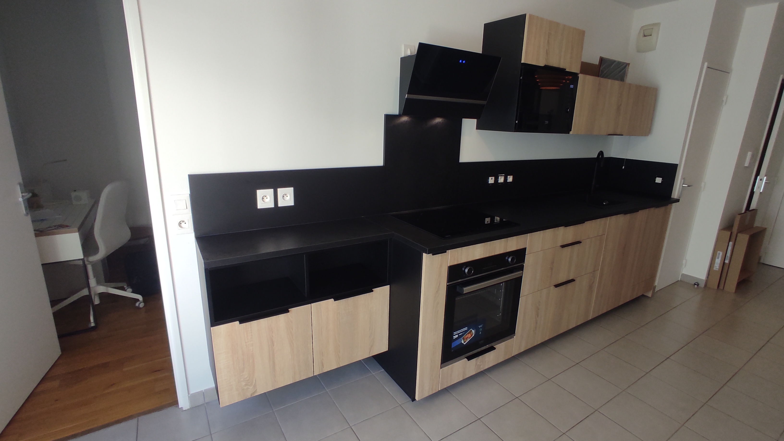 1759843299319_032216