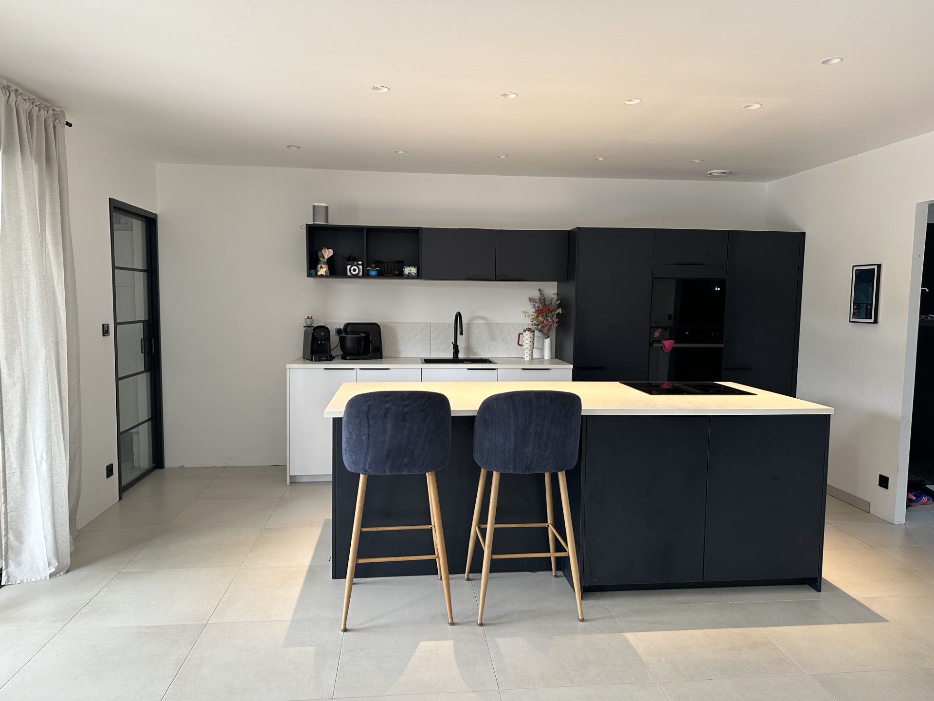 thumbnail_image2%20%281%29_1