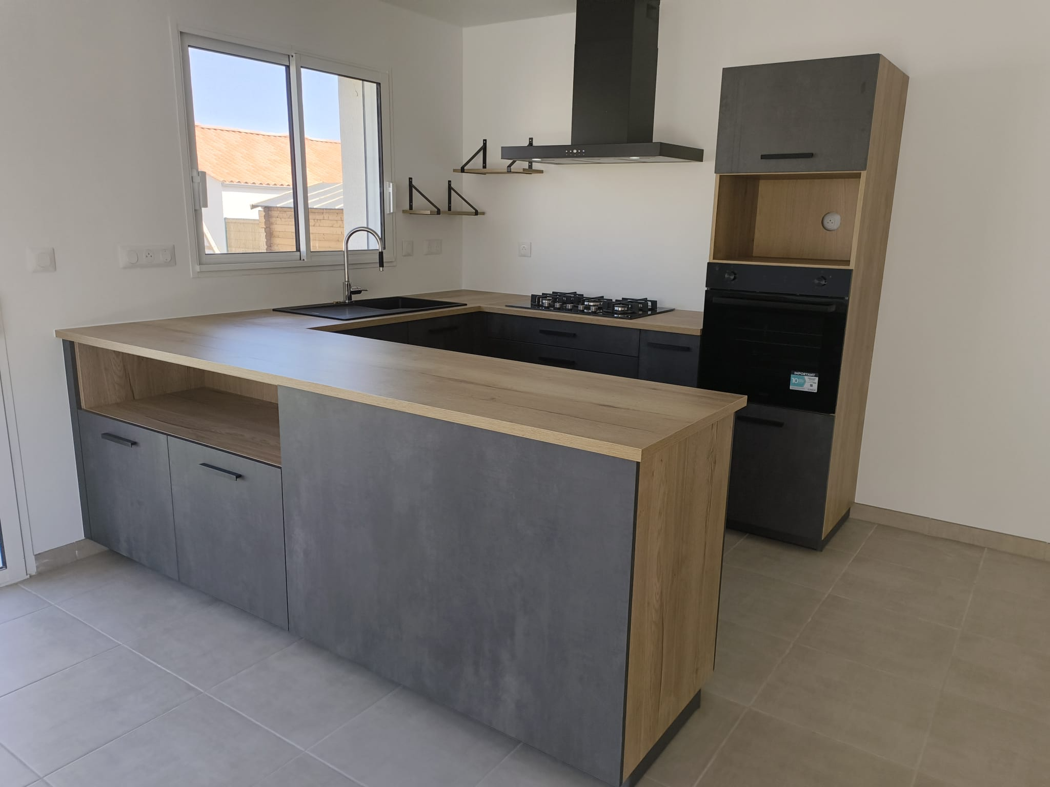 ffa8b8d9-1d83-4b92-af79-88f527370ded