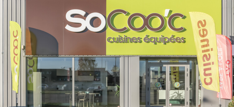 bandeau_magasin_gauche-Fa%C3%A7ade-Magasin-SoCooc-Orleans%20Saran