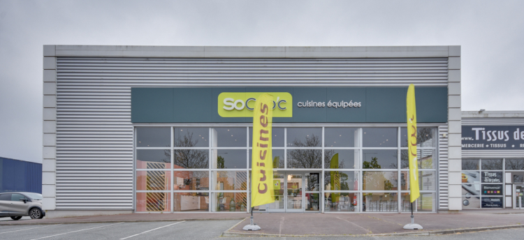 bandeau_magasin_gauche-socooc-cuisines-equipees-noyelles-fa%C3%A7ade%201
