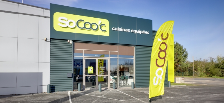 bandeau_magasin_gauche-socooc-cuisines-equipees-evreux-fa%C3%A7ade_1