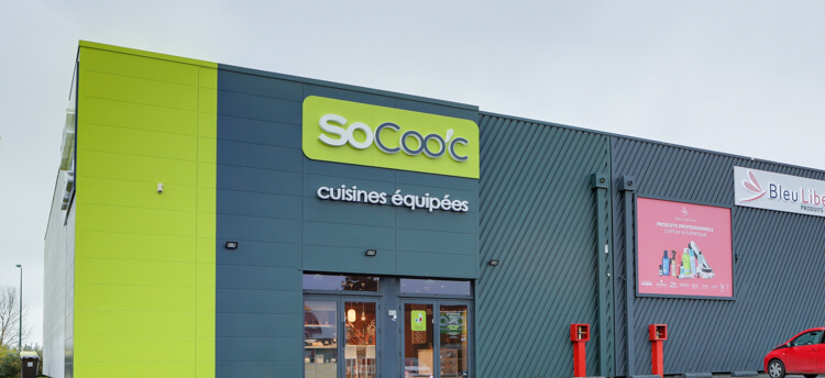 bandeau_magasin_gauche-socooc-cuisines-equipee-blois-fa%C3%A7ade%204_2