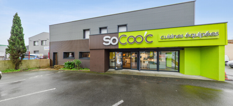 bandeau_magasin_gauche-socooc-cuisines-%C3%A9quip%C3%A9es-fa%C3%A7ade-nantes-basse-goulaine_0