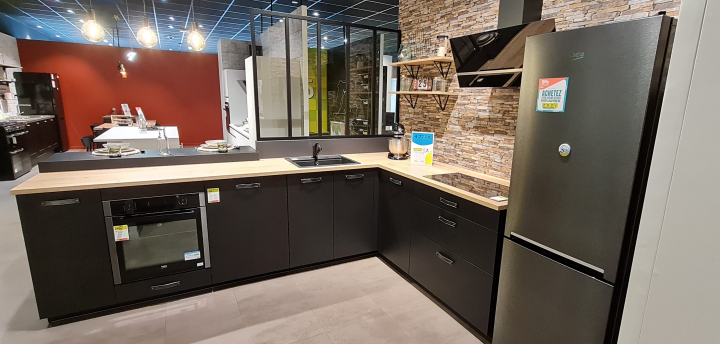 bandeau_magasin_droit-20230620_160850