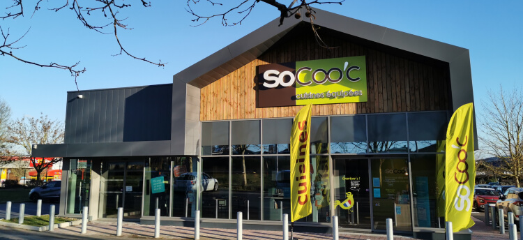 bandeau_magasin_gauche-socooc-cuisines-equipees-valenciennes-facade_0