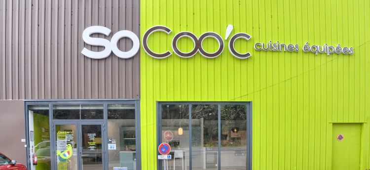 bandeau_magasin_gauche-socooc-cuisines-equipees-saint-etienne-facade-1_0