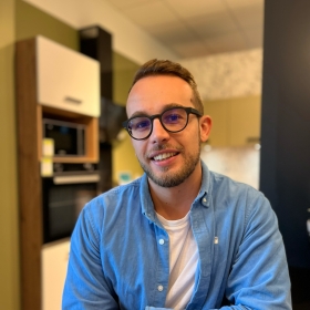 vignette_kitchener-7EB41244-DEAC-4D0B-977B-76F5C5D4BED9