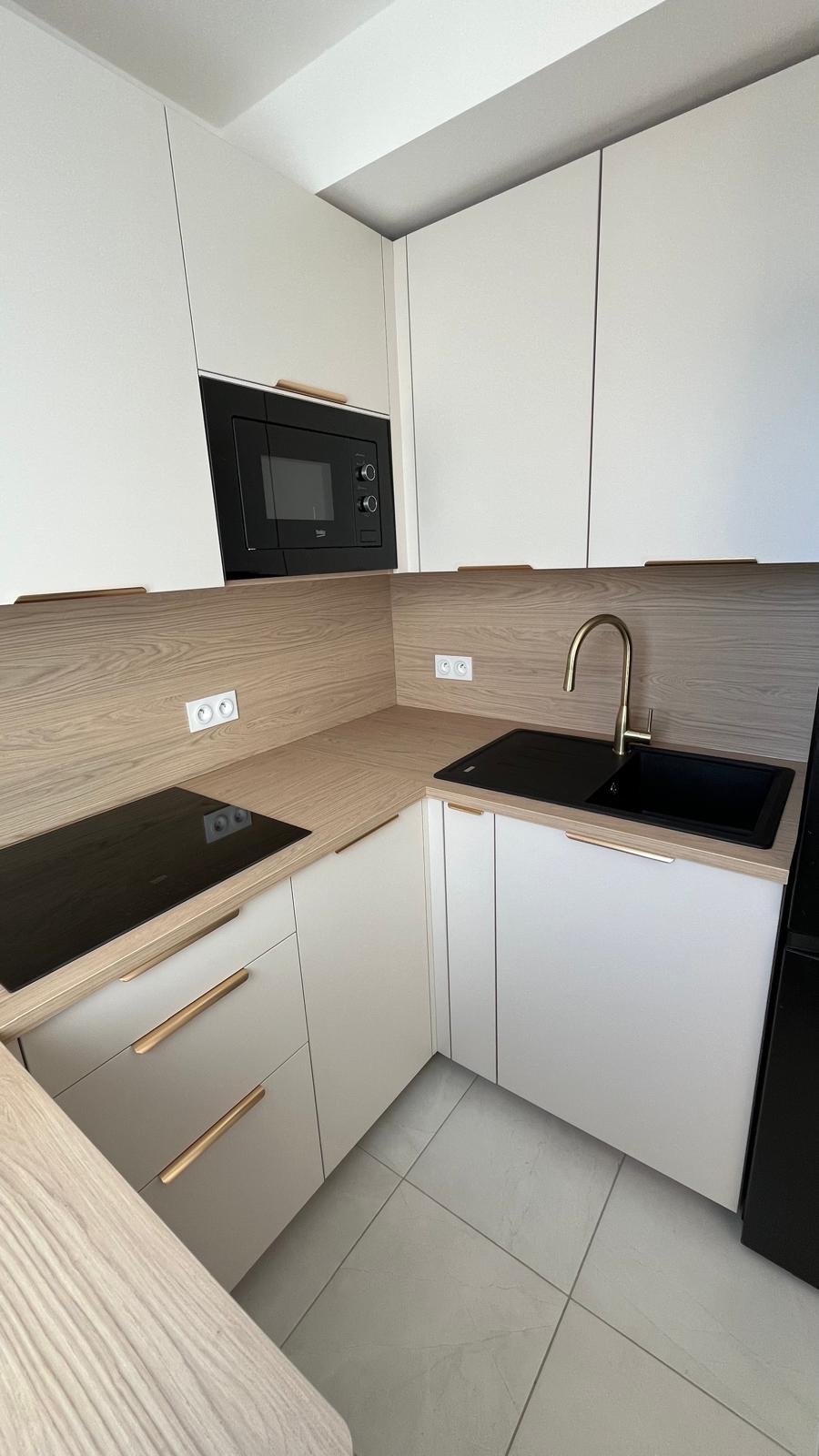 0ec128f3-b748-46c3-94e8-35898be32e53