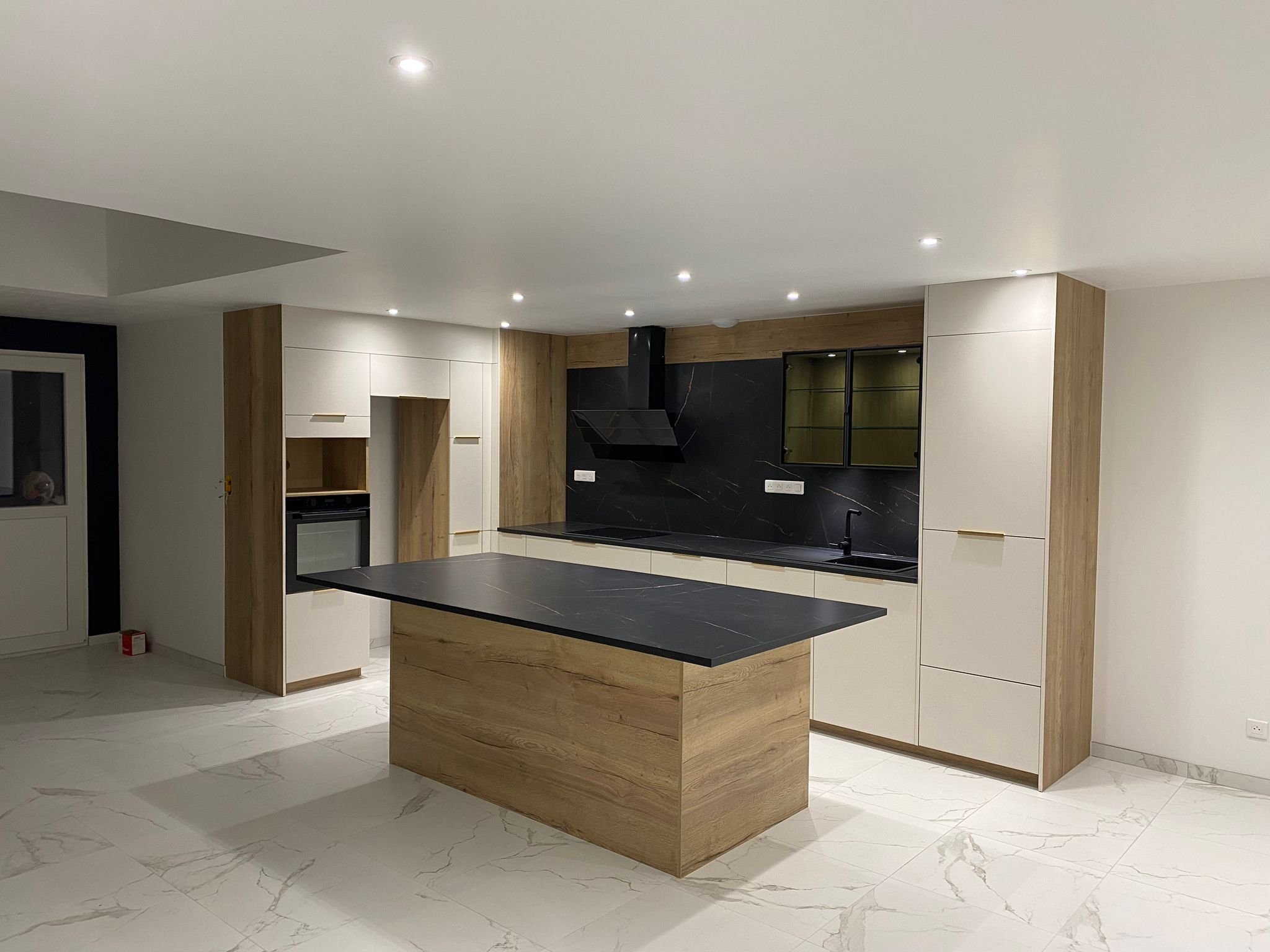 undefined motion_photo_6022729632010563036