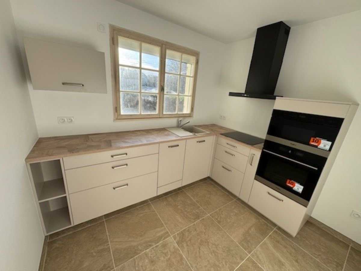 undefined Cornélie 1 19 11 W