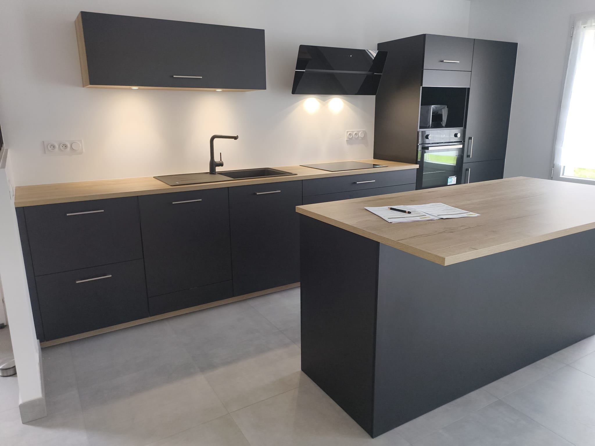 undefined b7aea61e-1a92-4602-abd6-6fd0853d3d6f