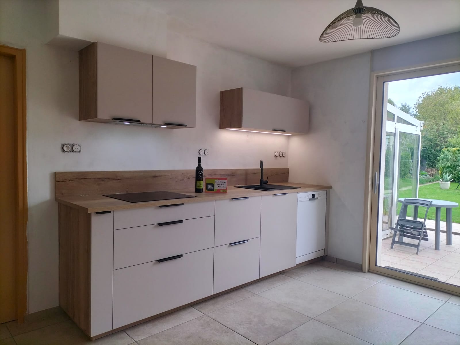 undefined 69ade5b0-0004-44aa-8ecb-a86a69fed84f