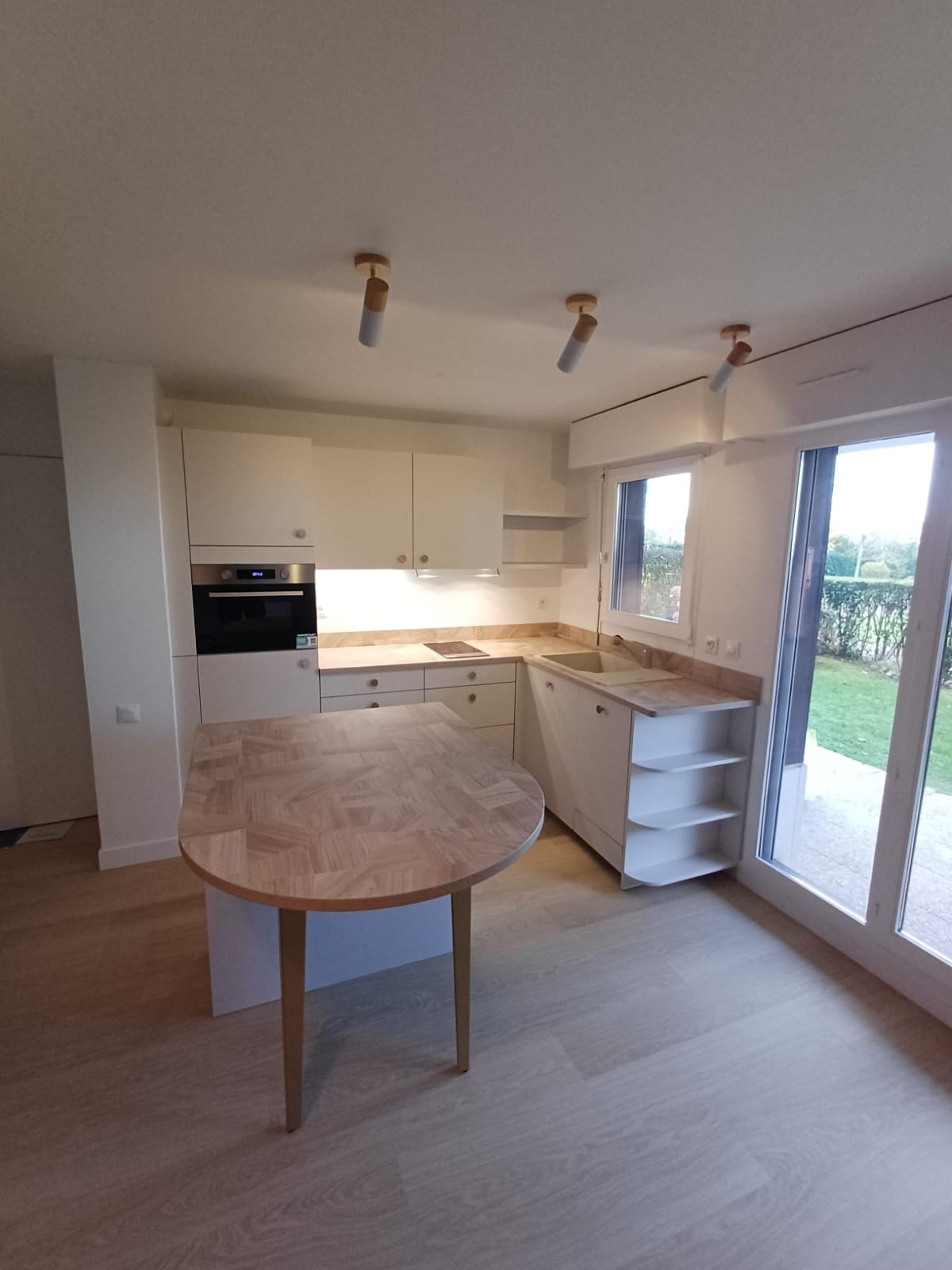 6aa38627-efb2-46af-ba5b-33d258da01cb