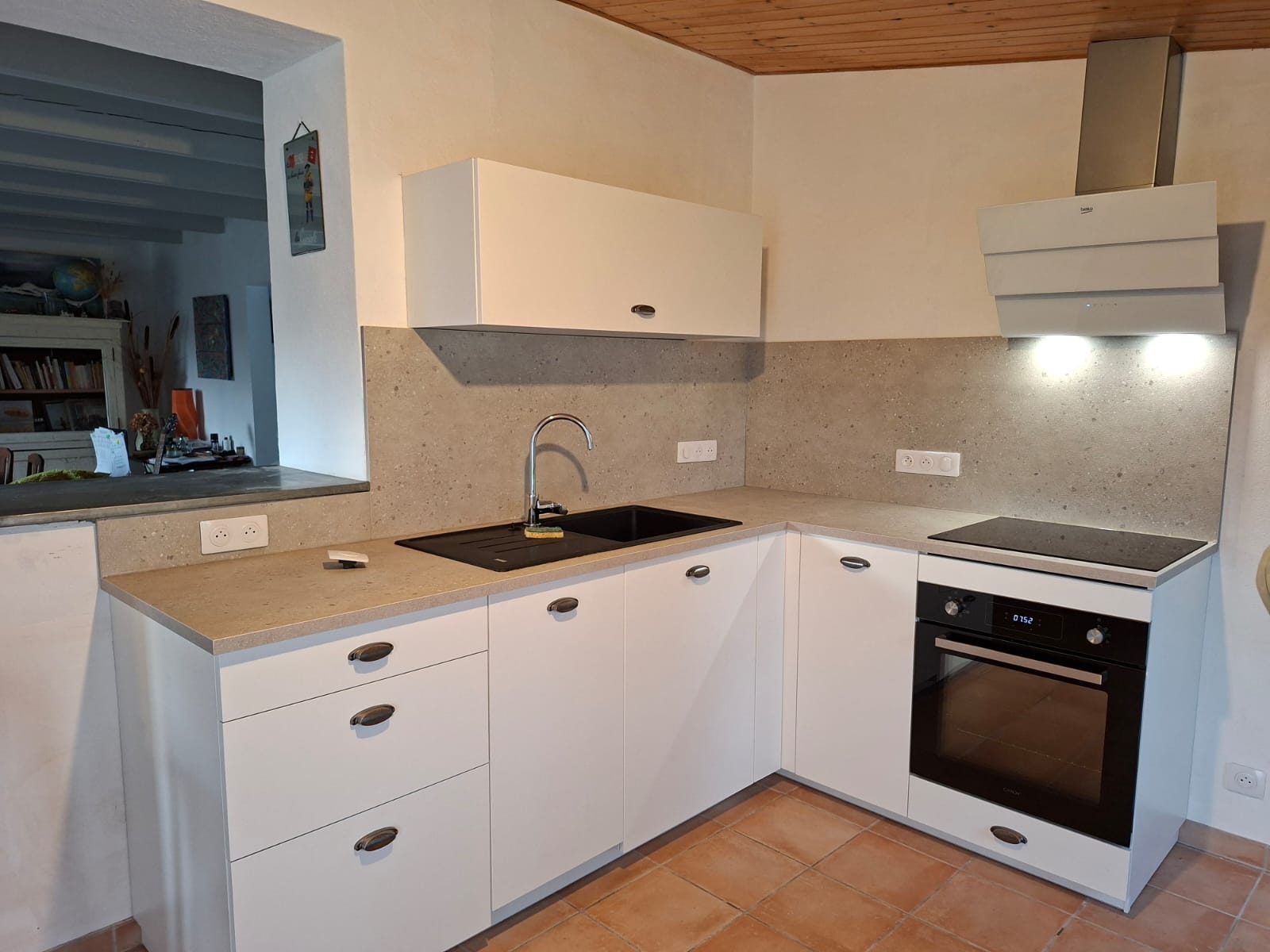 c2e74de8-3956-4304-85d6-8b01156ea3d6