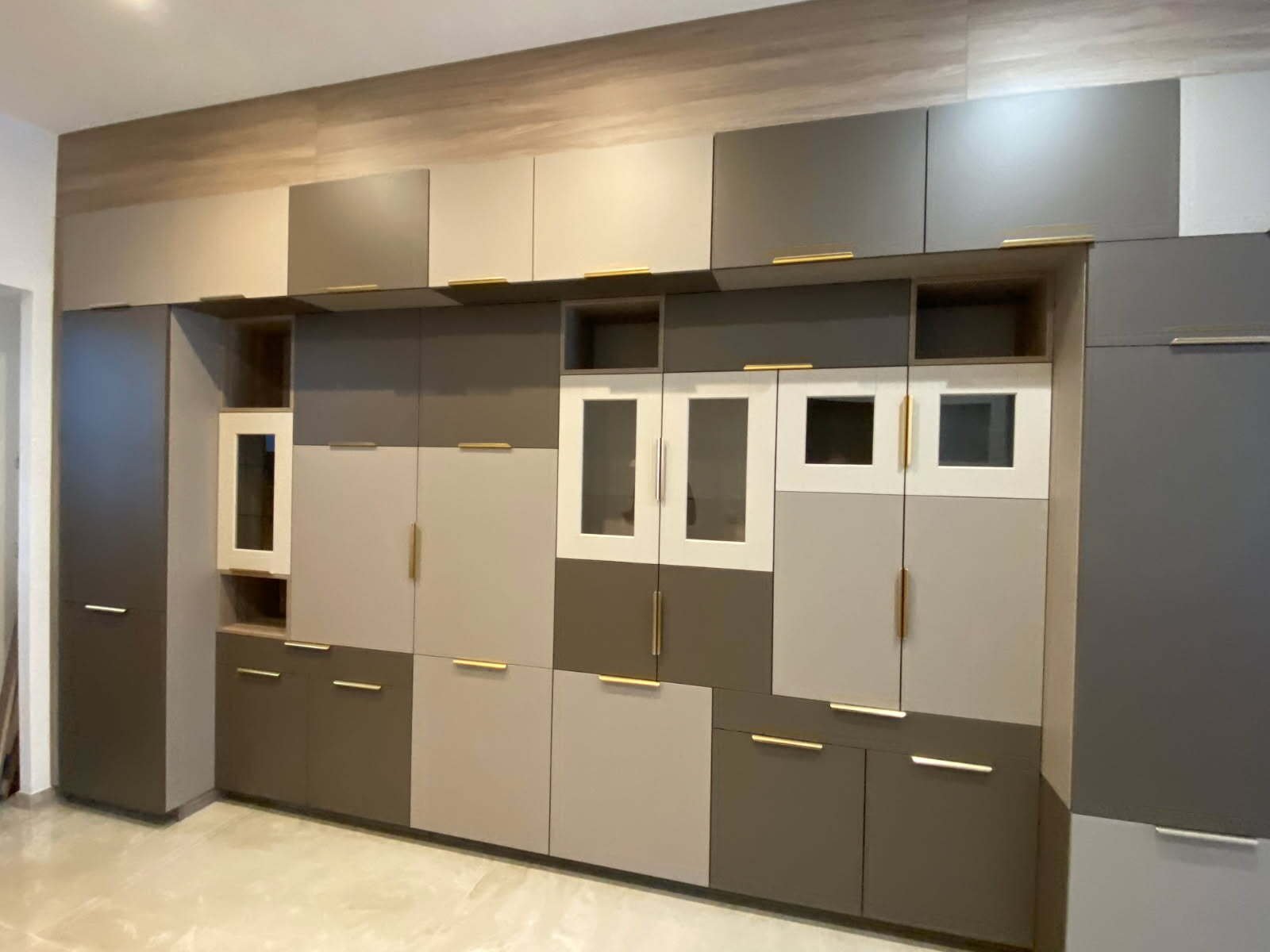 7864514509310920170-_2_